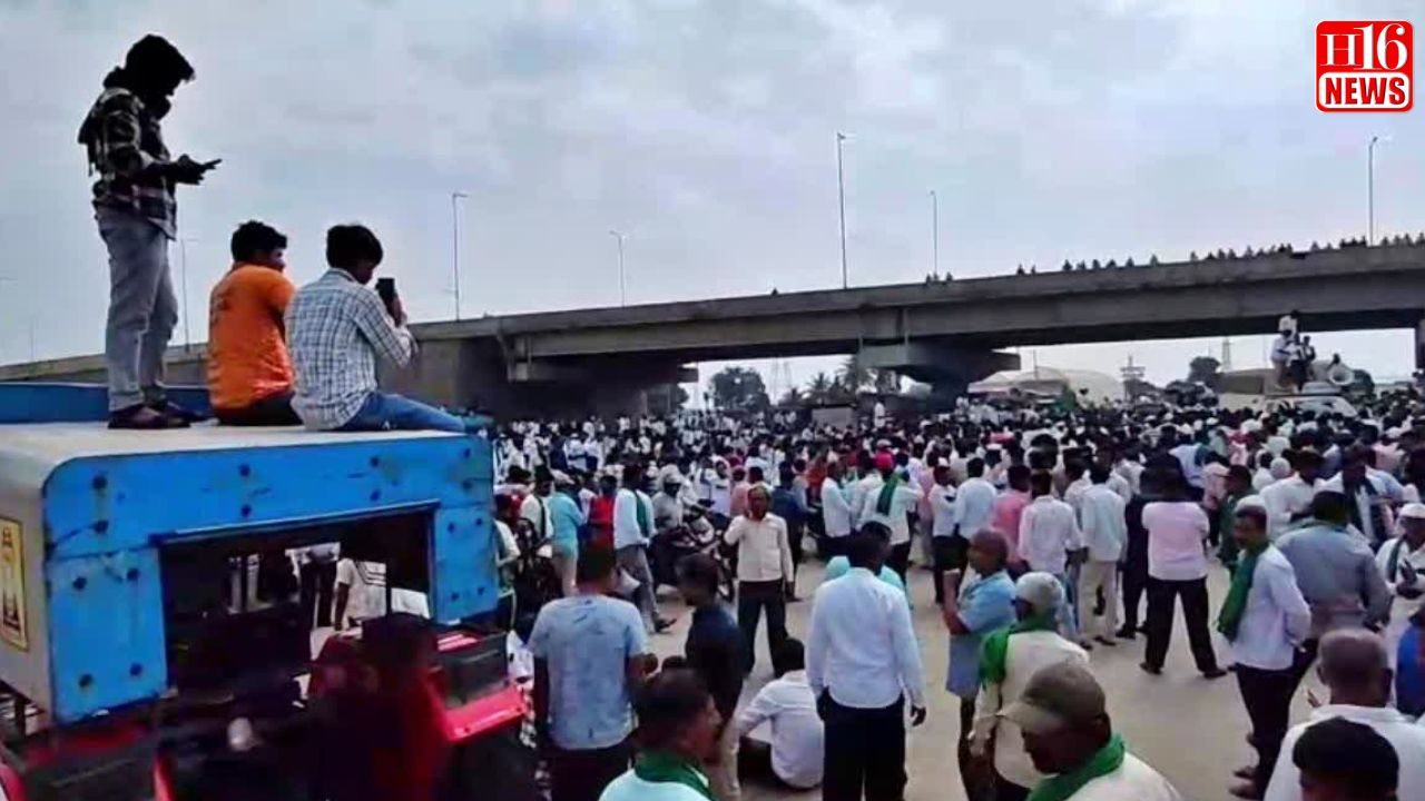 ಹತ್ತರಗಿ ಟೋಲ್ ಬಳಿ ರಾಷ್ಟ್ರೀಯ ಹೆದ್ದಾರಿಗೆ ನುಗ್ಗಿದ ರೈತರು