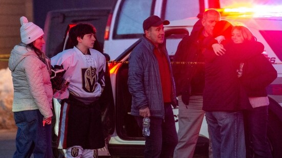 ಪಾವ್‌ಟಕೆಟ್ ಶೂಟಿಂಗ್ ತನಿಖೆಯಲ್ಲಿ ಹಿನ್ನೆಲೆ ಮತ್ತು ಆನ್‌ಲೈನ್ ಚಟುವಟಿಕೆಯನ್ನು ಅಧಿಕಾರಿಗಳು ಪರಿಶೀಲಿಸುತ್ತಾರೆ