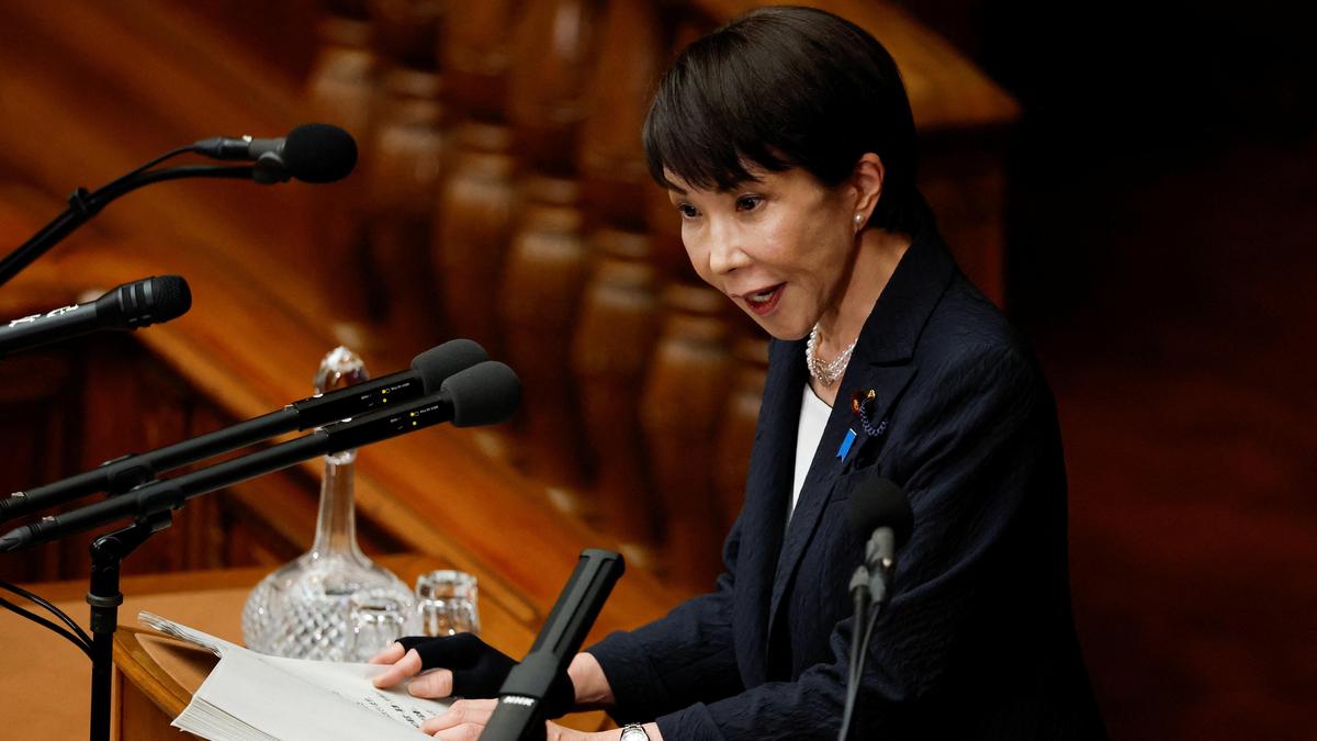 ಚೀನಾದ ದಬ್ಬಾಳಿಕೆಯ ಬಗ್ಗೆ ಜಪಾನ್ ಪ್ರಧಾನಿ ಸನೇ ತಕೈಚಿ ಎಚ್ಚರಿಕೆ ನೀಡಿದ್ದು, ಪ್ರಮುಖ ಭದ್ರತಾ ಕೂಲಂಕುಷ ಪರೀಕ್ಷೆಗೆ ಪ್ರತಿಜ್ಞೆ ಮಾಡಿದ್ದಾರೆ.