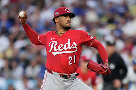 ಸಿನ್ಸಿನಾಟಿ ರೆಡ್ಸ್ ಸ್ಟಾರ್ ಹಂಟರ್ ಗ್ರೀನ್ ಕೇಂದ್ರೀಕೃತ ಲೋವರ್ ಬಾಡಿ ಆಫ್‌ಸೀಸನ್ ತರಬೇತಿಯ ನಂತರ ಸಂಪೂರ್ಣ ಆರೋಗ್ಯಕರ ಋತುವಿನ ಗುರಿಯನ್ನು ಹೊಂದಿದ್ದಾರೆ