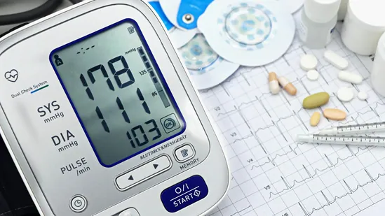 ಎರಡು ನಿಮಿಷಗಳಿಗಿಂತ ಕಡಿಮೆ ಅವಧಿಯಲ್ಲಿ ರಕ್ತದೊತ್ತಡವನ್ನು ಕಡಿಮೆ ಮಾಡುವ ಅತ್ಯಂತ ವೇಗದ ನೈಸರ್ಗಿಕ ಮಾರ್ಗವನ್ನು ಹೃದ್ರೋಗ ತಜ್ಞರು ಬಹಿರಂಗಪಡಿಸಿದ್ದಾರೆ.