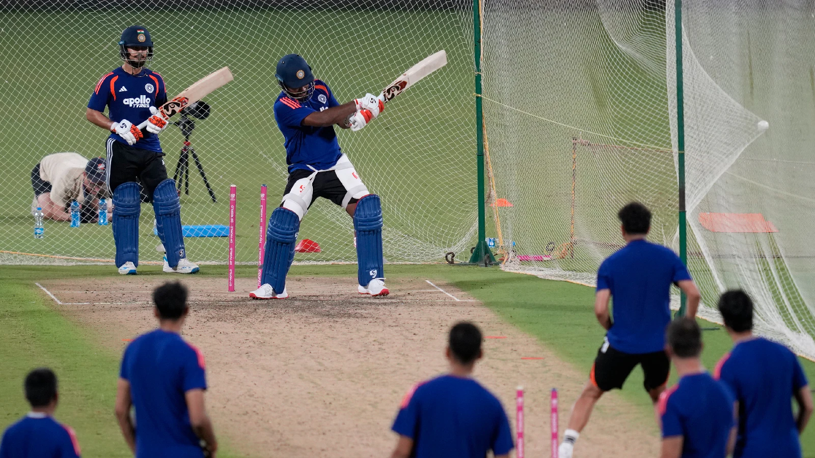 ಭಾರತ ತಂಡದಲ್ಲಿ ಅಗ್ರ ಕ್ರಮಾಂಕದ ಬ್ಯಾಟಿಂಗ್ ವೈಫಲ್ಯ ಎದುರಿಸುತ್ತಿದ್ದು, ಸಂಜು ಸ್ಯಾಮ್ಸನ್ ತಂಡಕ್ಕೆ ಮರಳುವ ಸಾಧ್ಯತೆ ಇದೆ.